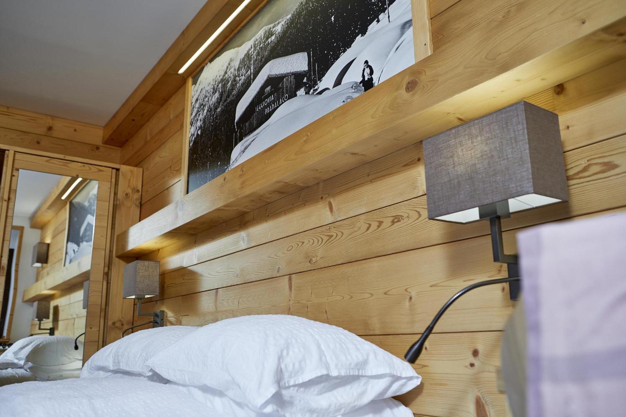 Hotel Garni Dello Sportivo Madonna Eksteriør bilde