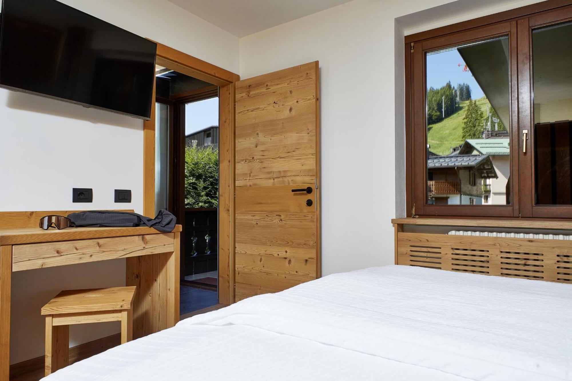 Hotel Garni Dello Sportivo Madonna Eksteriør bilde